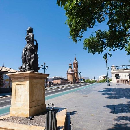 Betis Deluxe Riverside Sevilha Exterior foto